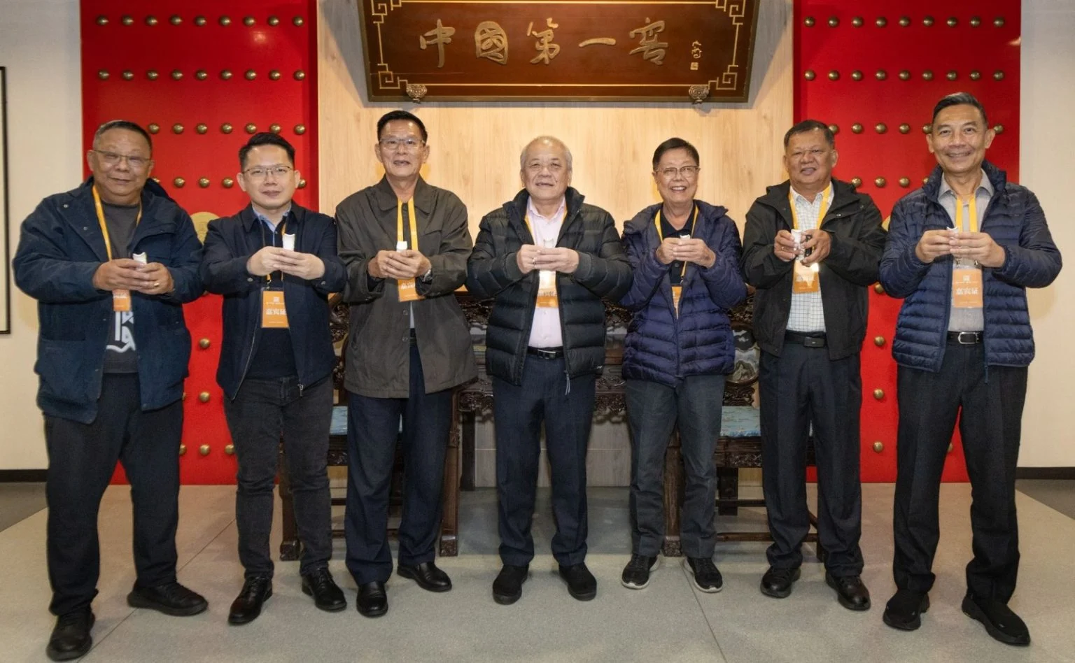 吴添泉冀马中续协商 延长互访免签证